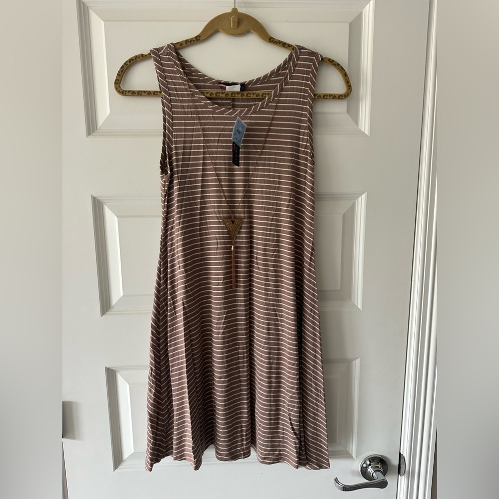 New with tag Discreet dress